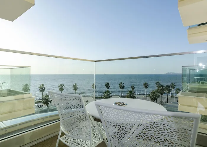 Prestige Durres Отель