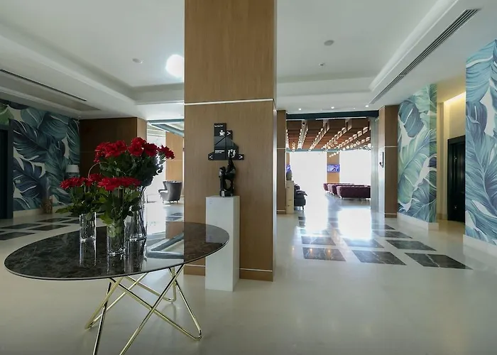 Отель Prestige Durres 5*