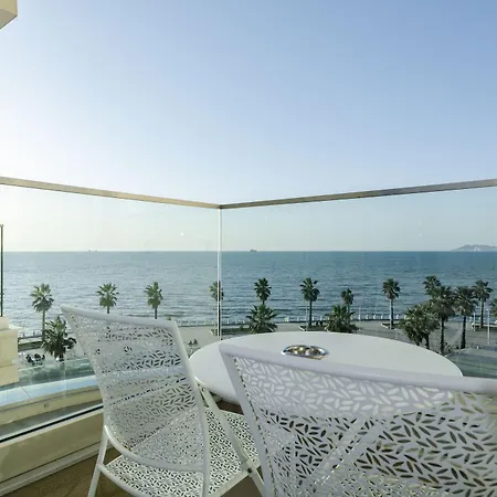 Prestige Durres ホテル